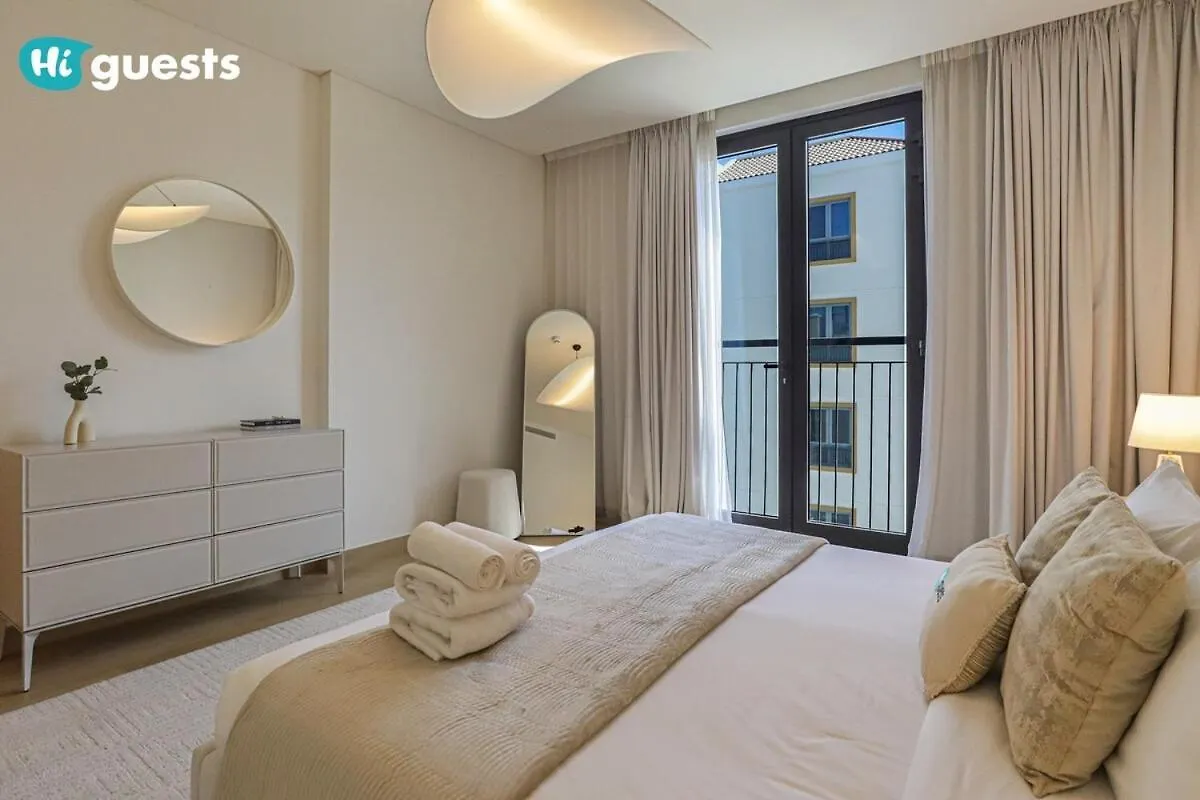 Higuest - Coastal Luxury 2Br In La Mer Beachside Bliss Dubai Apartment